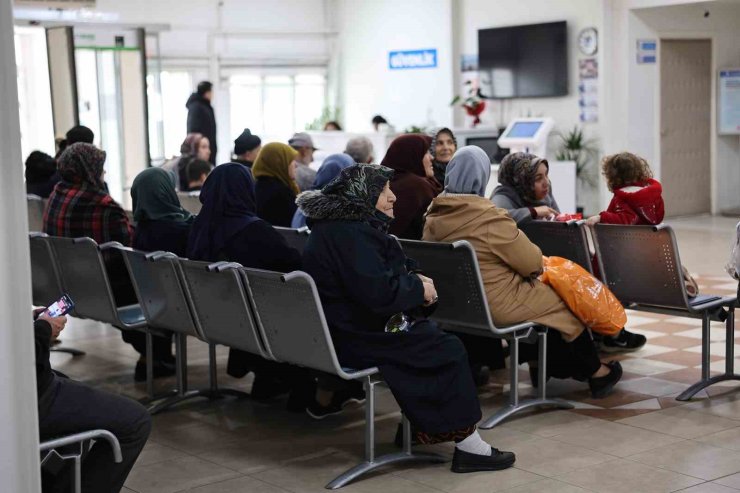 Bayram dönüşü hastalıklar arttı: Uzmanlardan mevsim geçişi uyarısı