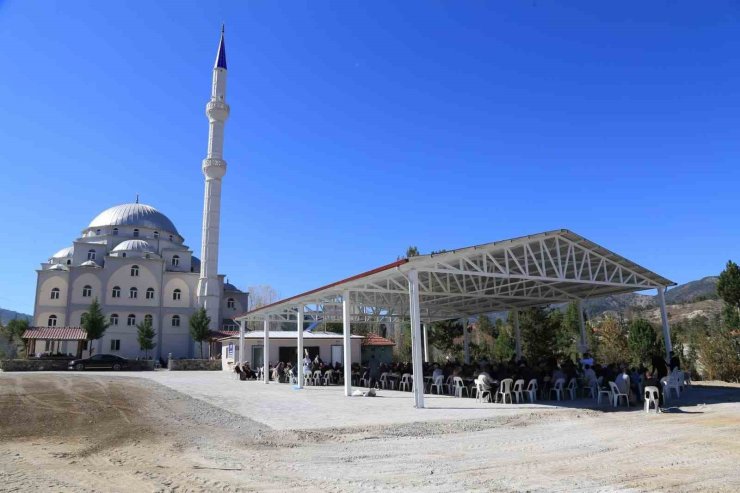 Başkan Arslan, Çameli’yi sosyal tesislerle donattı