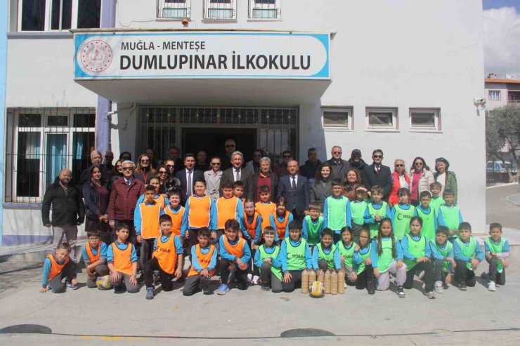 Dumlupınar İlkokulu’nda 12. Geleneksel Çocuk Oyunları başladı