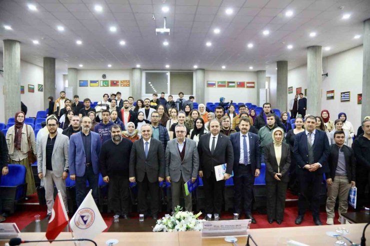 ERÜ’ de "Suriye’deki gelişmeler ve Türkiye’ye Etkileri" konulu panel düzenlendi