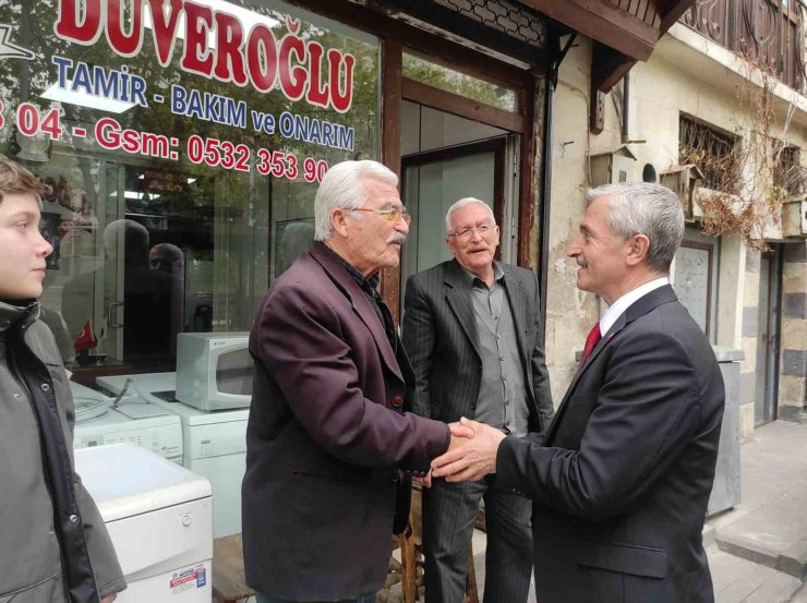 Tahmazoğlu: "Esnaf ve vatandaşlarımızla her fırsatta beraberiz"