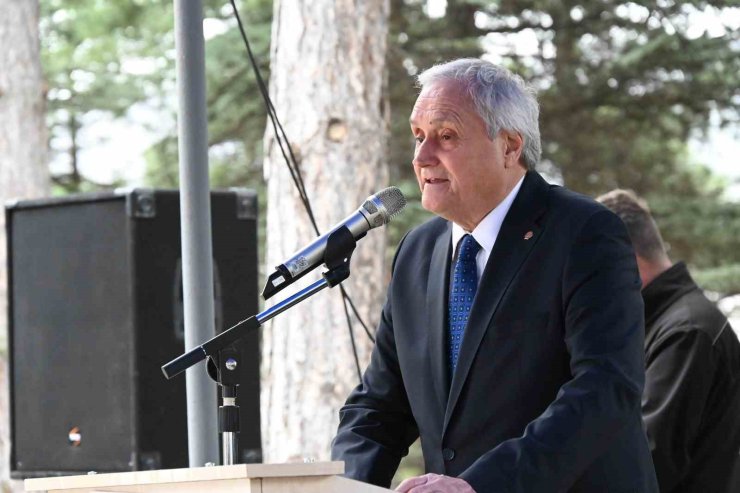 CHP’li Başkandan skandal konuşma: "Osmanlı yurt topraklarını yabancılara parsel parsel sattı"