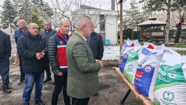 Niğde’de üreticilere yüzde 75 hibeli nohut ve fasulye tohumu dağıtıldı