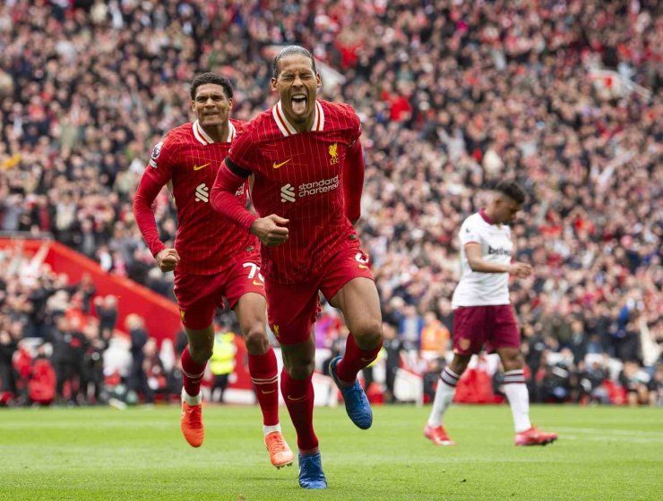 Liverpool evinde yendi, Arsenal ile farkı 13’e çıkardı