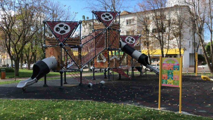 Büyükşehir, Çocuk Hakları Panoları ile farkındalık oluşturuyor