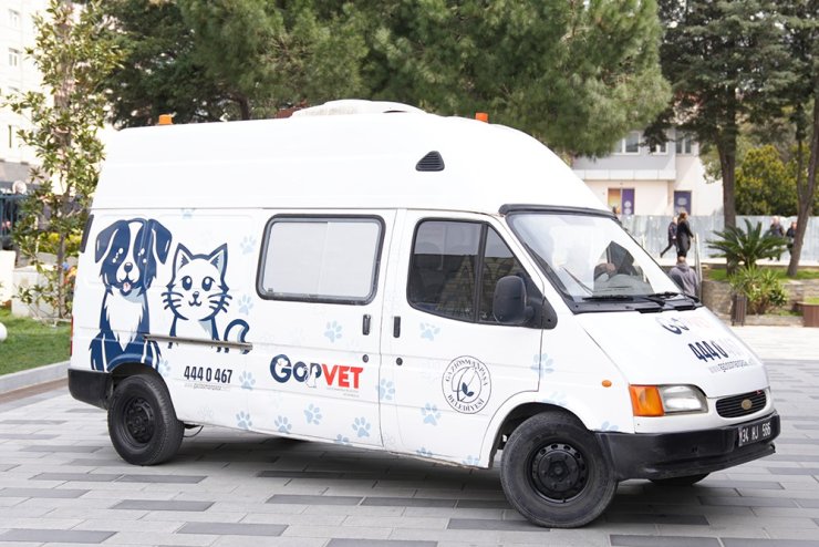 Sokak hayvanları için mobil veteriner