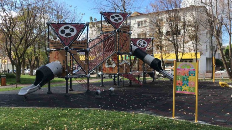 Büyükşehir, ’Çocuk Hakları Panoları’ ile farkındalık oluşturuyor