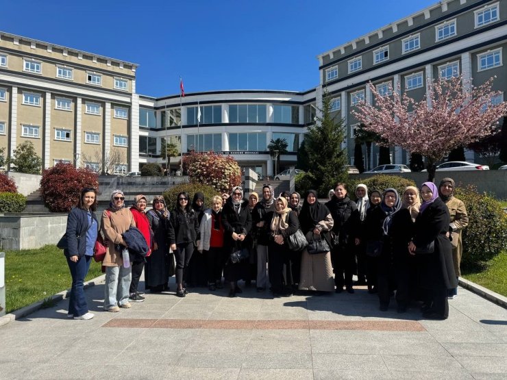 Sakarya Büyükşehir’in özel çocukları aileleriyle birlikte panelde buluştu