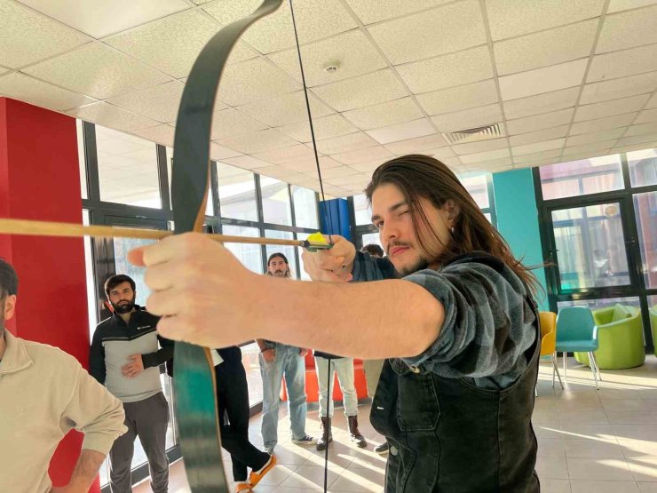 Muğla’daki yurtlarda geleneksel Türk okçuluğuna büyük ilgi