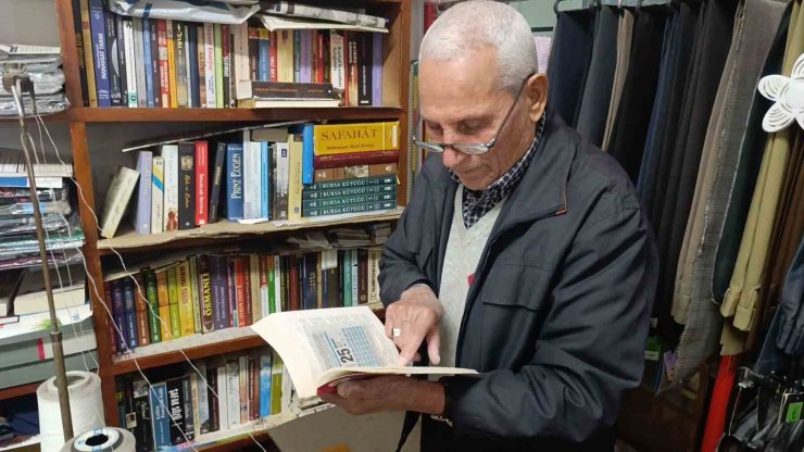 Terzihaneden kütüphaneye uzanan 69 yıllık ustalık: "Yaşamak, yaşlanmak değildir"
