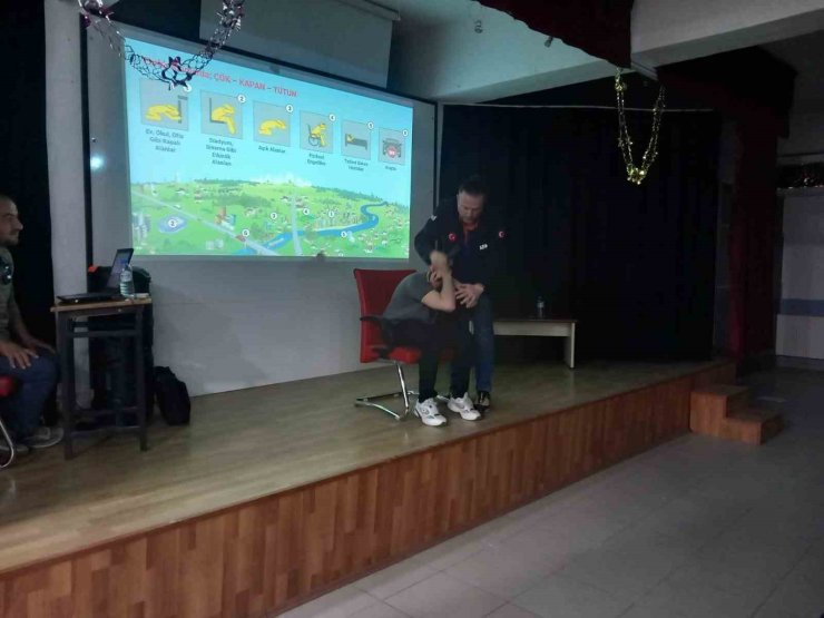 Eskişehir’de lise öğrencilerine afet farkındalık eğitimi verildi