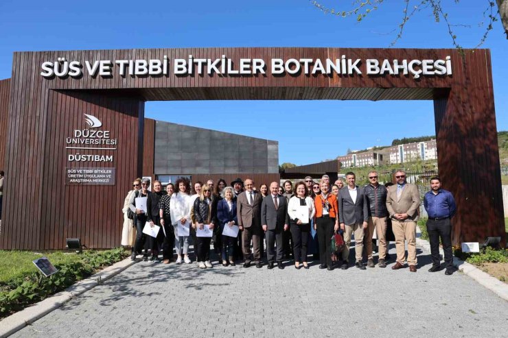 Anadolu’nun ağaçları sergisi açıldı