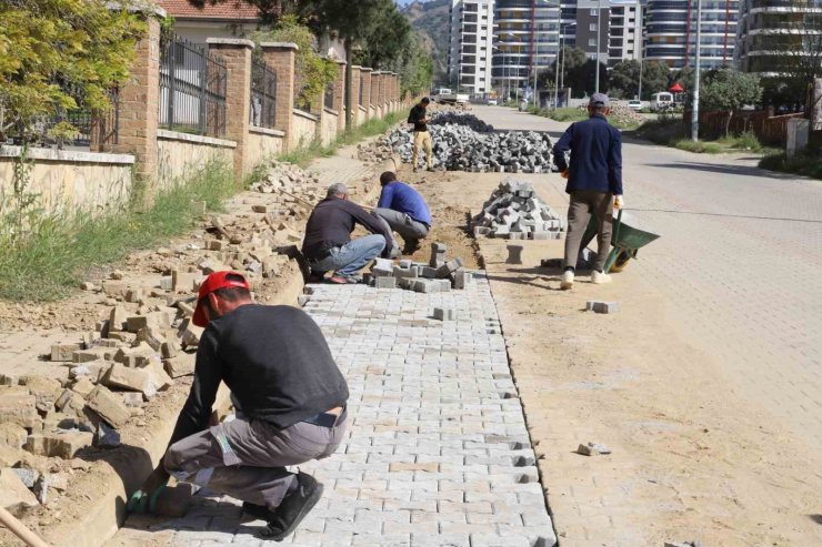 Nazilli’de yol yenileme ve bakım çalışmaları sürüyor