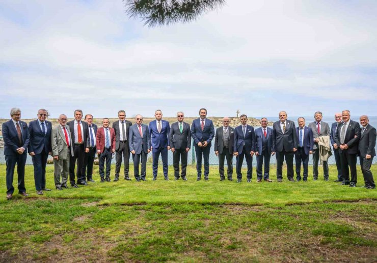 Şampiyon kulüplerin divan kurulları Trabzon’da bir araya geldi