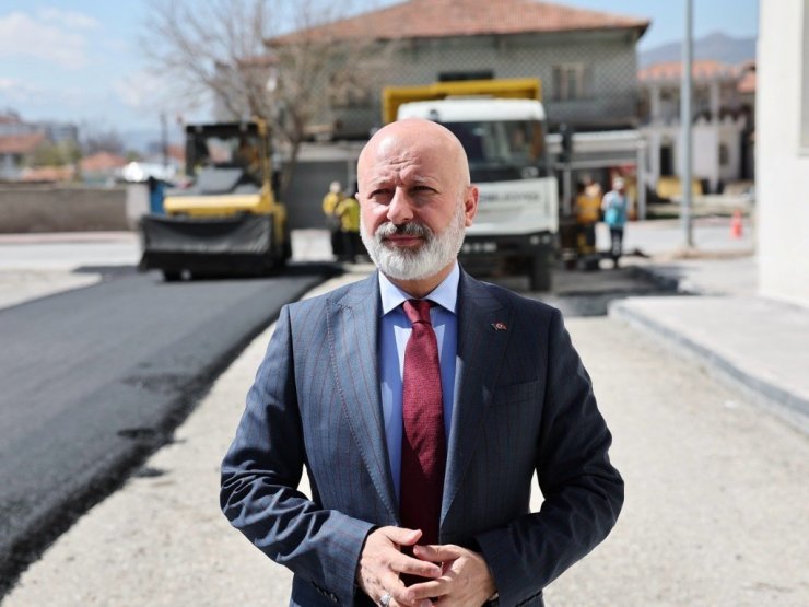 Başkan Çolakbayrakdar: "Her sokağa konfor, her mahalleye değişim getiriyoruz"