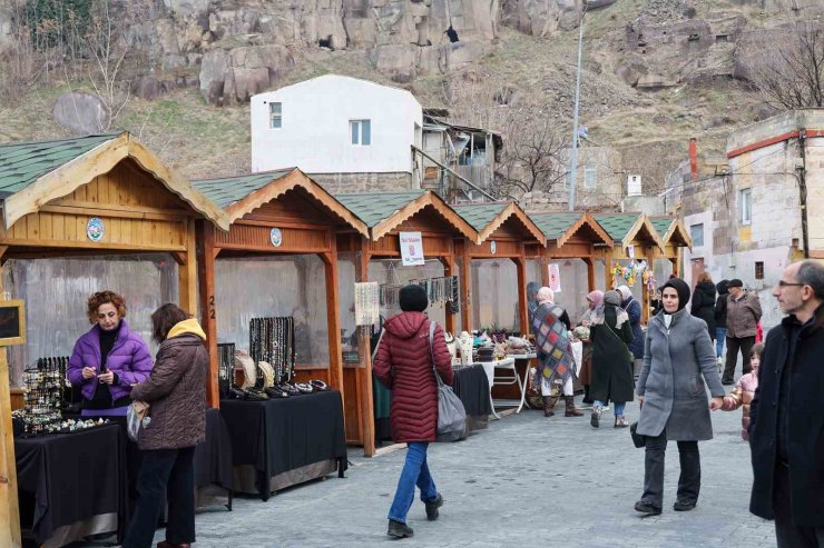 Talas’ta bu Pazar Nisan ayının ikinci ’Maharetli Elleri’