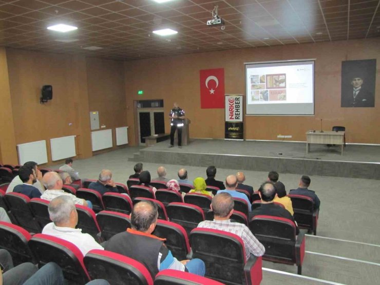 Hisarcık’ta bağımlılıkla mücadele ve KADES uygulaması eğitimi