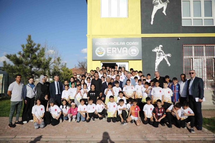 ERVA sporcularına Mobilyacılar Odası’ndan ödül