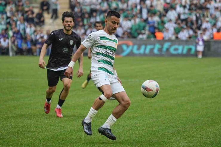 TFF 3. Lig: Bursaspor: 4 - Bornova 1877: 1