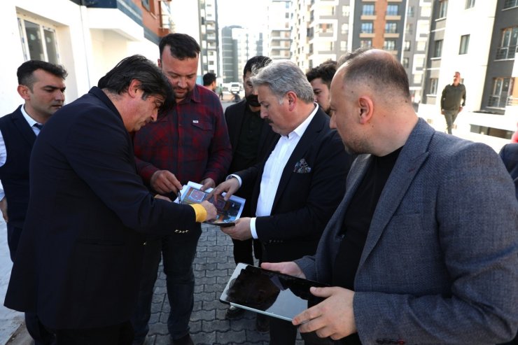 Melikgazi mahallelerin geleceğini inşa ediyor