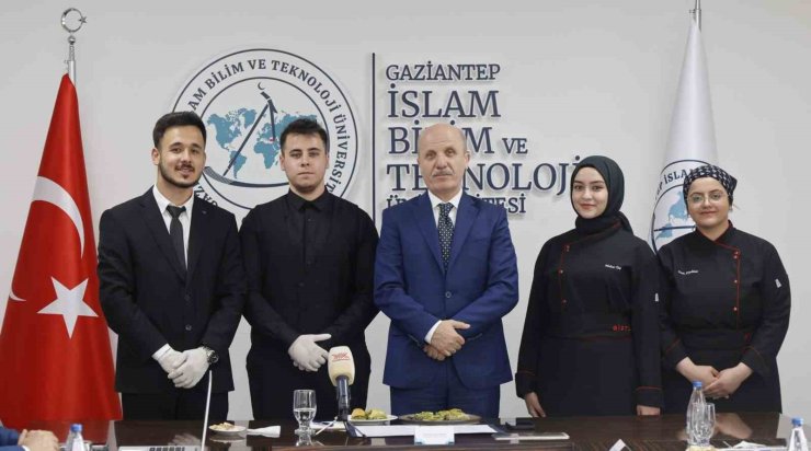 Gastronomi öğrencilerinden YÖK Başkanı’na unutulmaz lezzet deneyimi