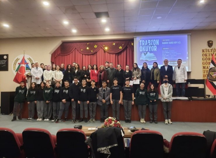 Trabzon Okuyor’da Alev Alatlı anıldı