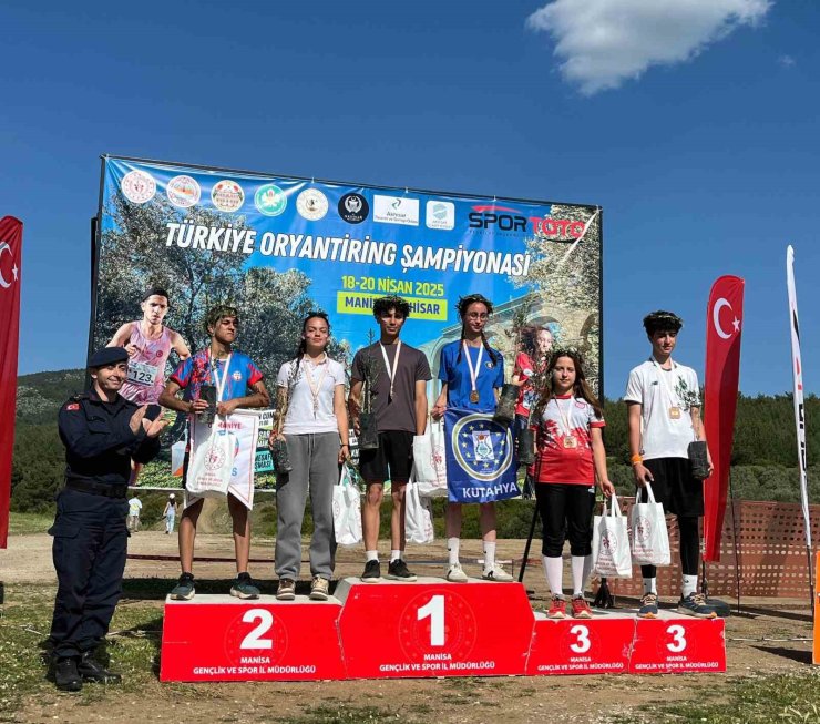 Manisalı sporcular Türkiye Oryantiring Şampiyonası’na damga vurdu