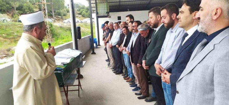 Kazada hayatını kaybeden imam son yolculuğuna uğurlandı
