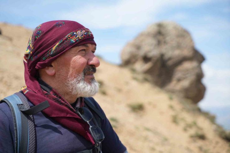 ’Ovaya bakan adam’ ziyaretçi akınına uğradı