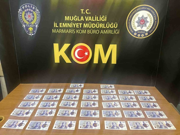 Marmaris’te İngiliz turist sahte poundla yakalandı
