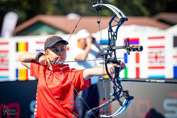 Büyükşehir okçularından çifte madalya