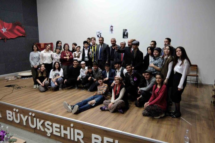 Lise öğrencilerinden üstün performans