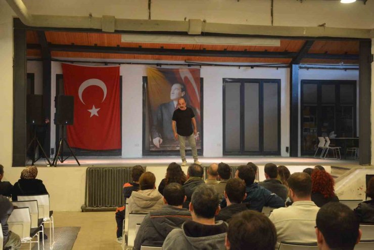 Ayhan Taş, Sinop’ta hayranlarıyla buluştu