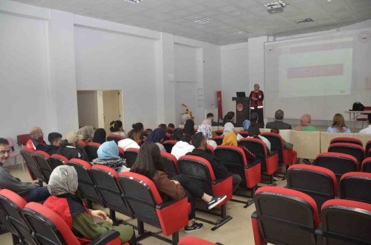 Roman vatandaşlara yönelik bilgilendirme programı yapıldı