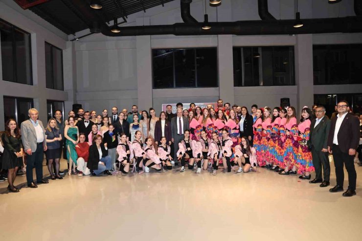 Nilüfer’de dans şöleni