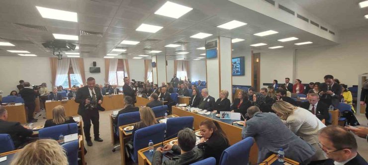 TBMM Kartalkaya’daki Otel Yangınını Araştırma Komisyonu, aileleri dinledi