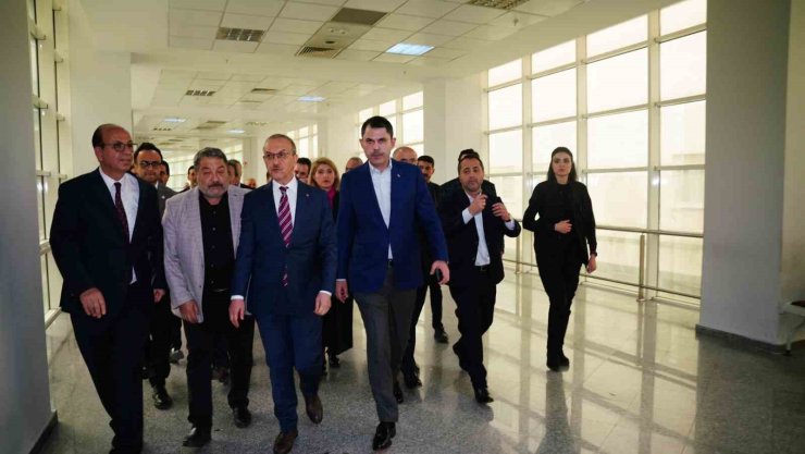 Bakan Kurum, AK Parti Malatya İl Başkanı’nın sağlık durumu hakkında bilgi aldı