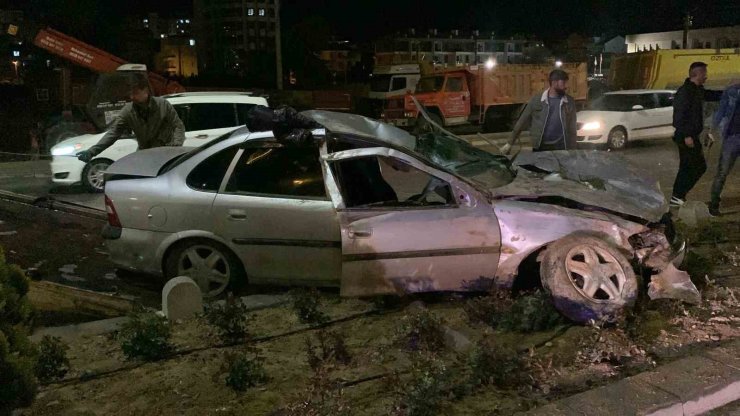 Karaman’da takla atan otomobildeki 2 kişi yaralandı