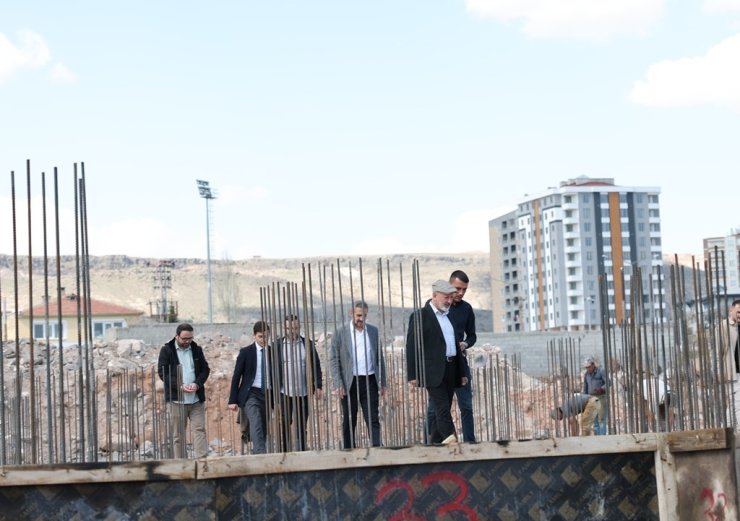 Başkan Çolakbayrakdar: "Ertuğrulgazi’de de Kocasinan’a yakışır bir çevre kuruyoruz"