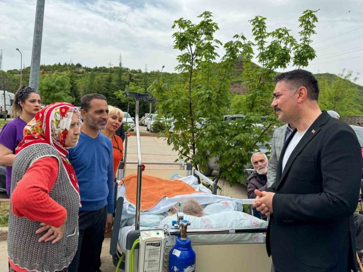 Vali Tekbıyıkoğlu: "Hastalar servislere alınmaya başlandı"