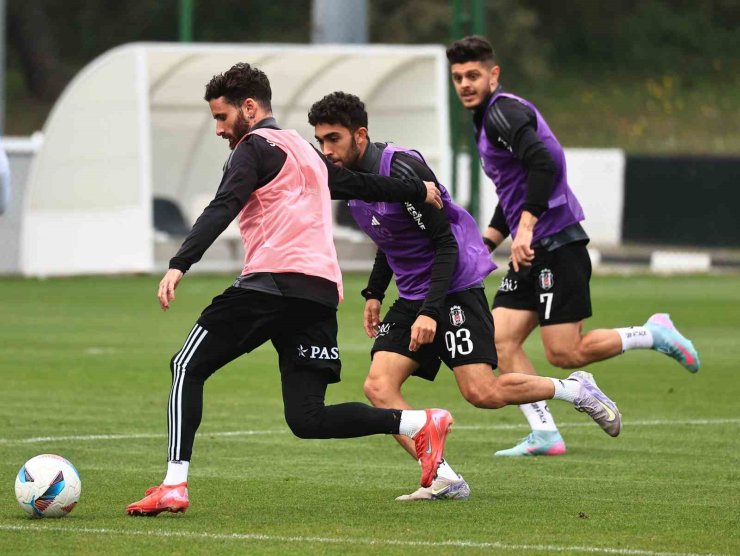 Beşiktaş, Fenerbahçe derbisi hazırlıklarını sürdürdü