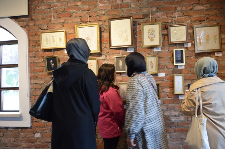 "Ustanın Işığında Filizlenen Zarafet" tezhip sergisi açıldı