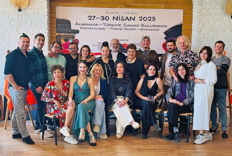 Çeşme’de Türk-Alman Sanat Buluşması: "7. Alaçatı Sanat Çalıştayı ve Sergisi" sanatseverlerle buluştu