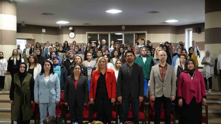 KBÜ’de Batı Karadeniz Ebeler Haftası sempozyumu düzenlendi