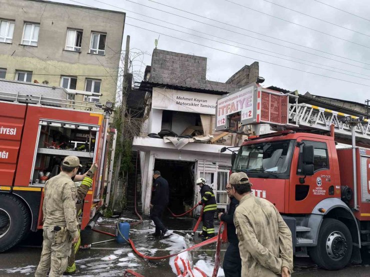 Dörtyol’da korkutan yangın