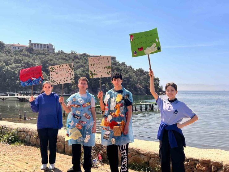 Heybeliada öğrencilerinden çevre koruma çağrısı