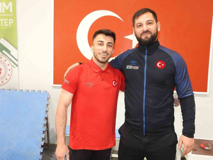 Avrupa şampiyonu milli halterci Harun Algül’ün hedefi olimpiyat madalyası
