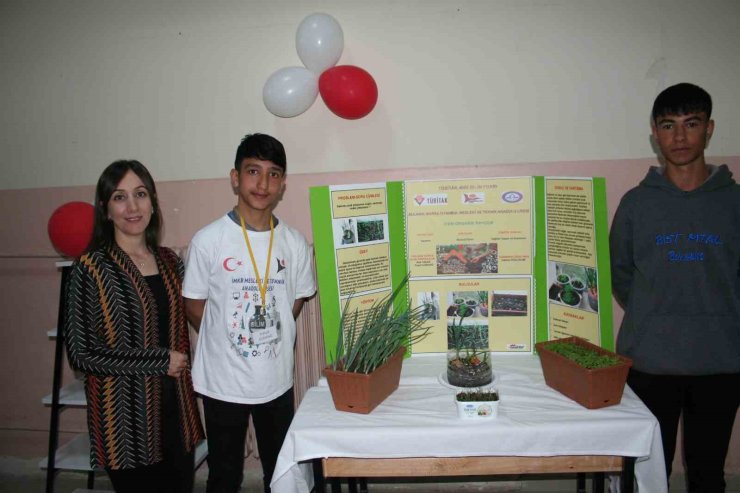 Bulanık’ta ’TÜBİTAK Bilim Fuarı’ sergisi