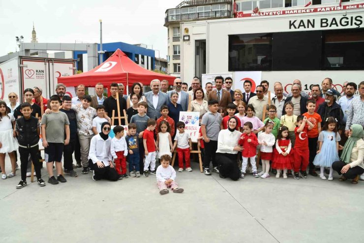 Söke’de kan bağışı kampanyasını çocuklar şenlendirdi