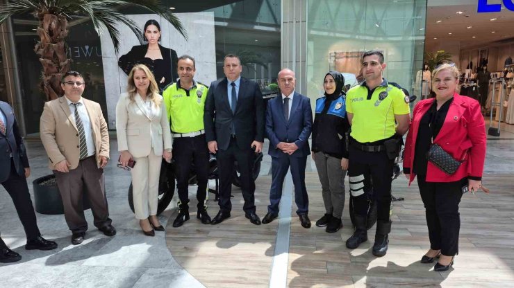 Sultangazi’de Karayolu Trafik Haftası etkinliği düzenlendi